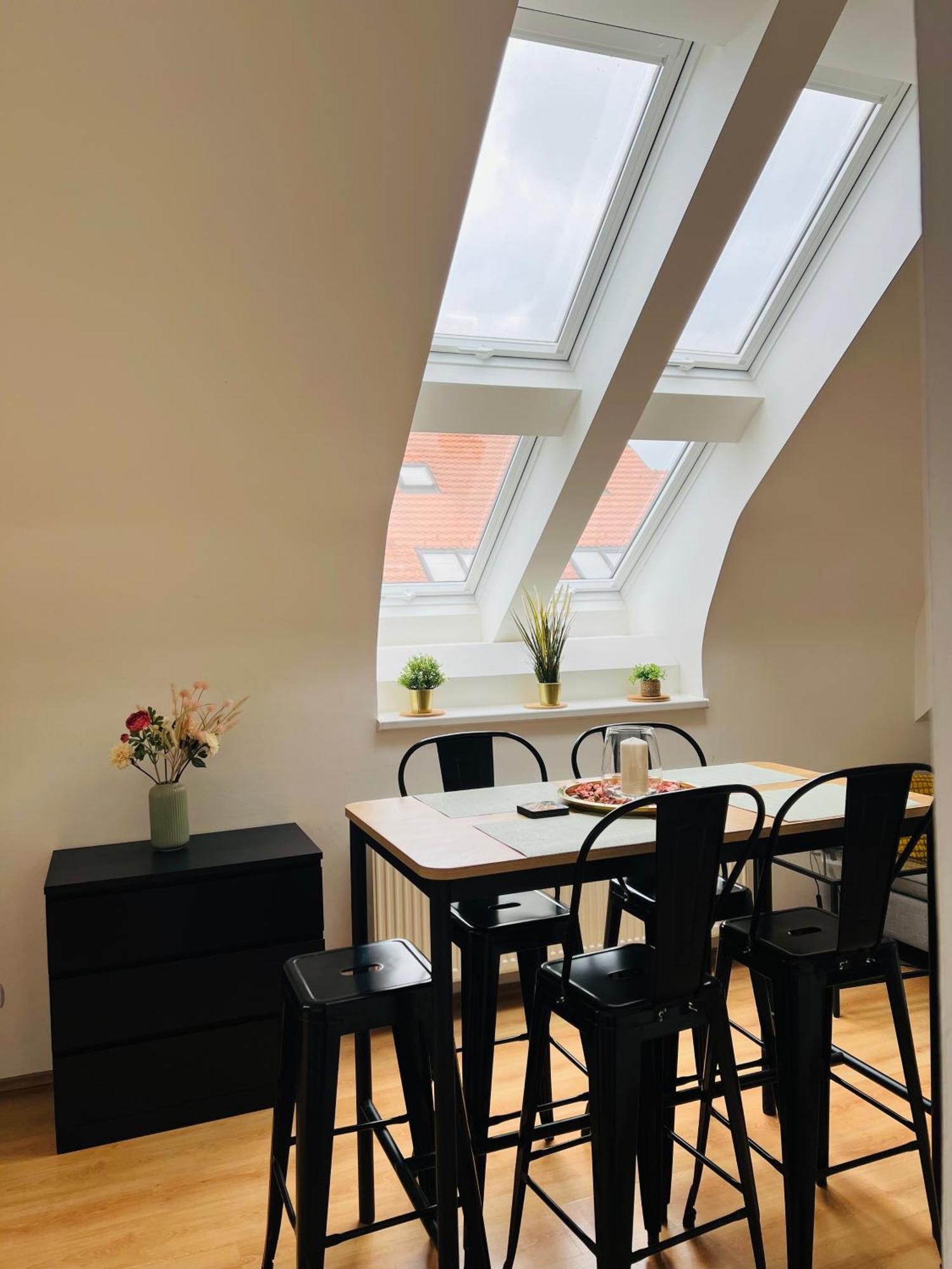 Apartmán Central, Cozy & Stylish With Views *