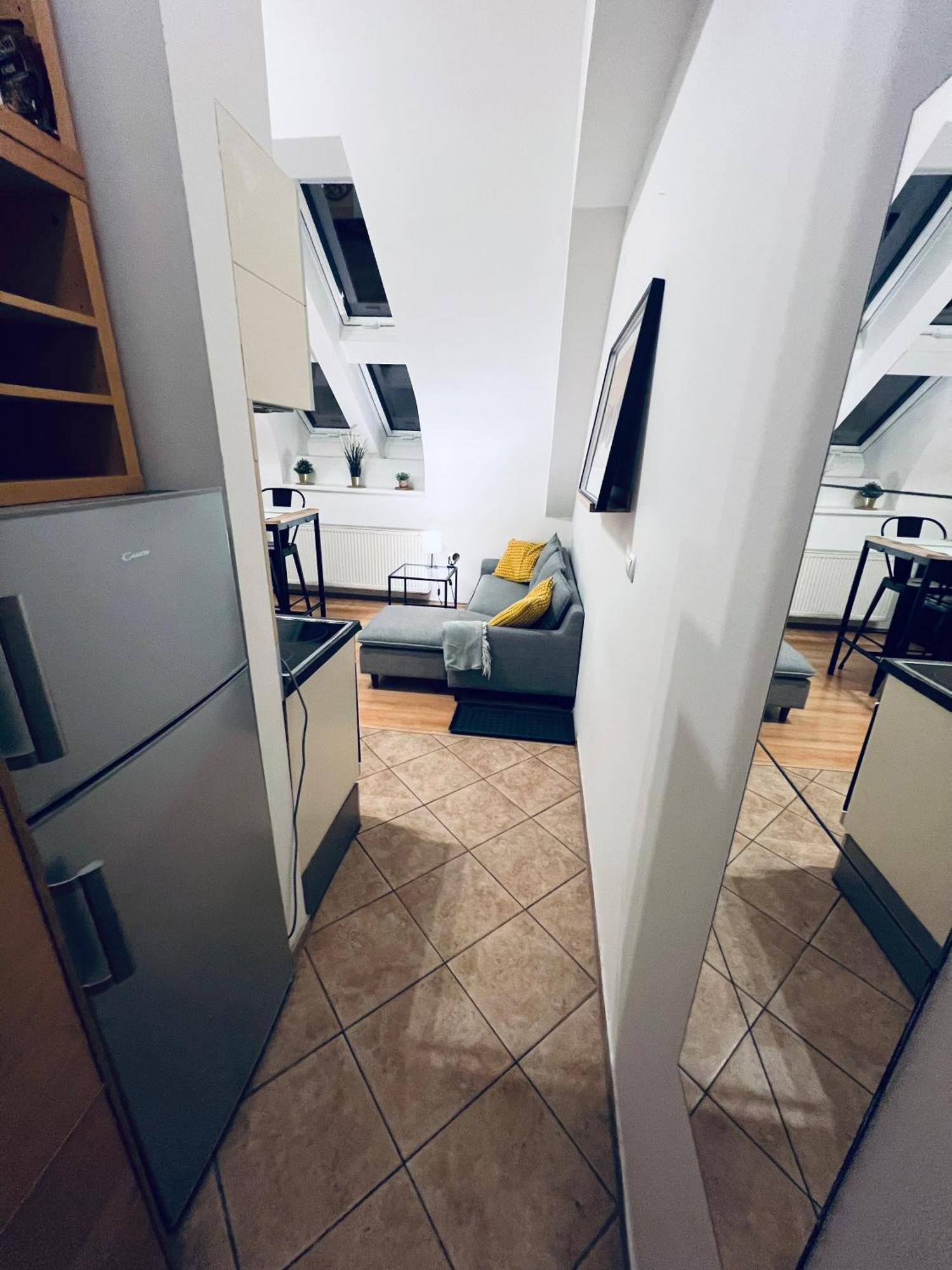 Apartmán Central, Cozy & Stylish With Views Praha
